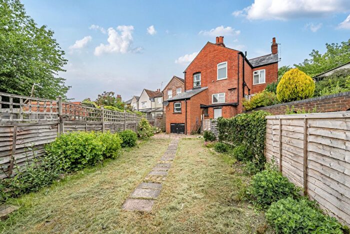 3 Bedroom Terraced House For Sale In High Street, Twyford, Reading, Berkshire, RG10