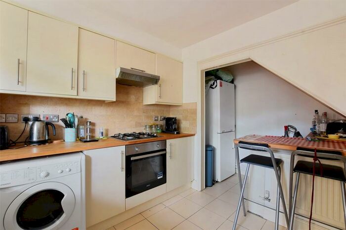 4 Bedroom Apartment To Rent In Plender Street, London, NW1