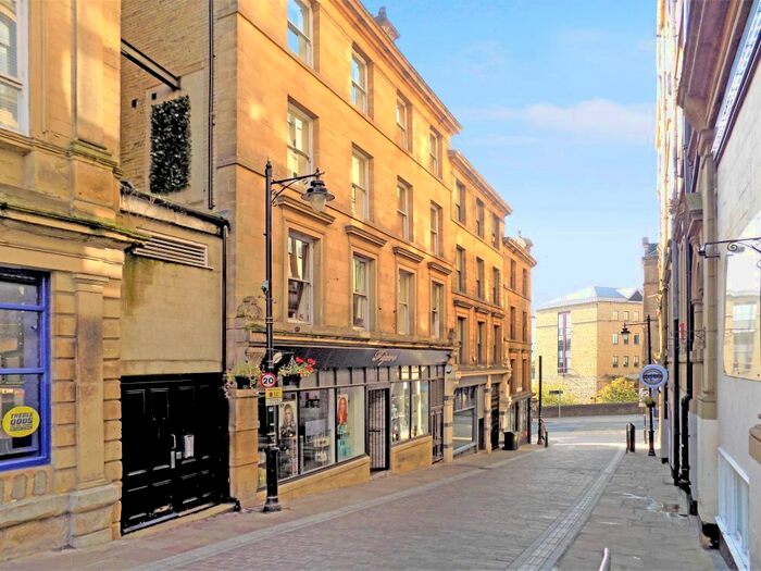 1 Bedroom Flat To Rent In Upper Millergate, Bradford, BD1