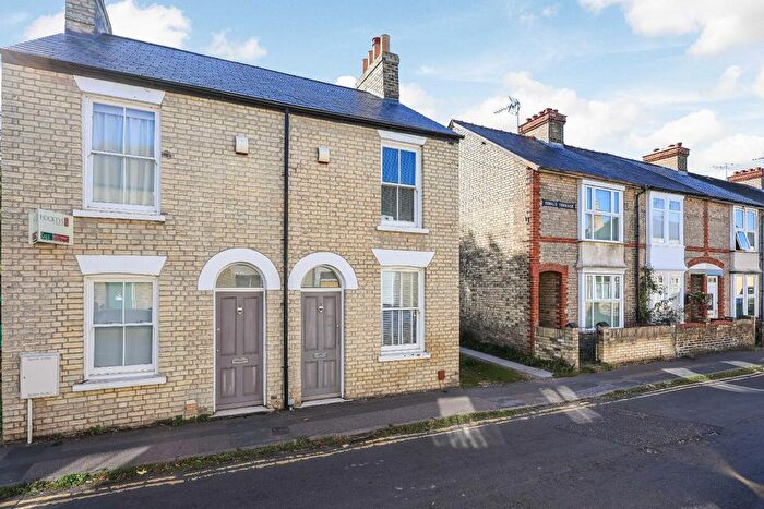 2 Bedroom Semi-Detached House For Sale In Sturton Street, Cambridge, CB1