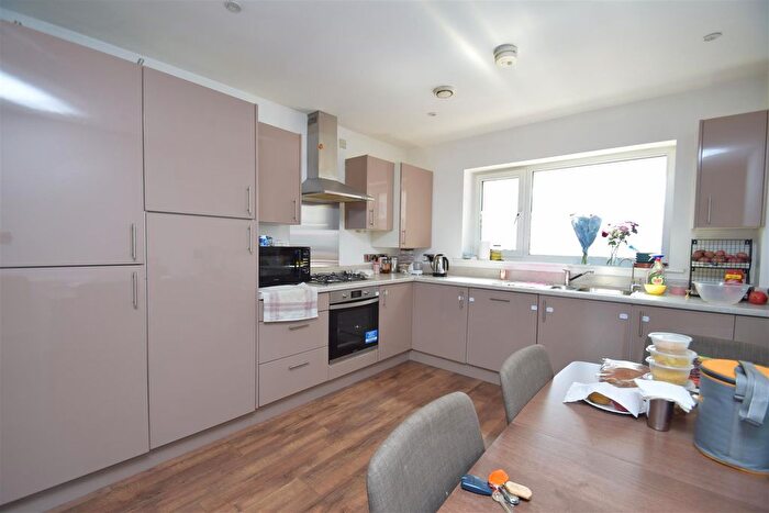 2 Bedroom Flat To Rent In Bluebell Court, Tranquil Lane, Harrow, HA2