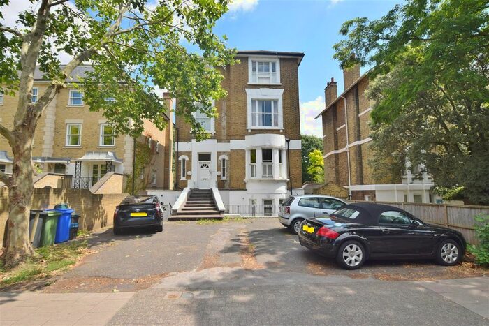 2 Bedroom Flat To Rent In St. Margarets Road, St. Margarets, TW1