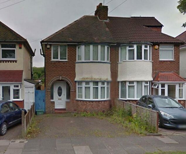 3 Bedroom Semi-Detached House To Rent In Strathdene Road, Selly Oak, Birmingham, B29