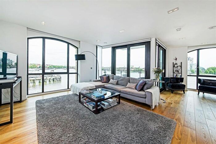 2 Bedroom Apartment To Rent In Chelsea Wharf, Lots Road, SW10