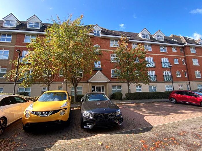 2 Bedroom Flat To Rent In Harrisons Wharf, Purfleet-On-Thames, RM19