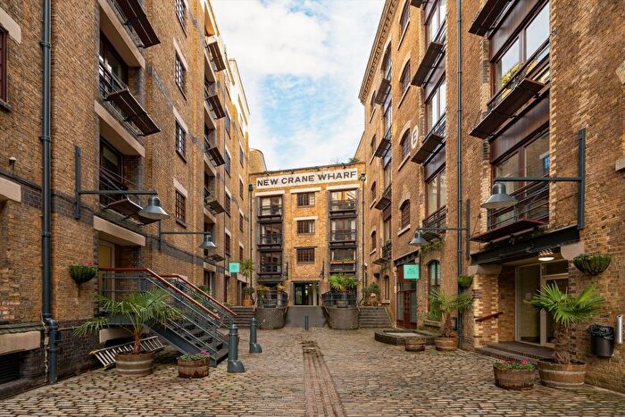 Studio For Sale In New Crane Place, Wapping, E1W