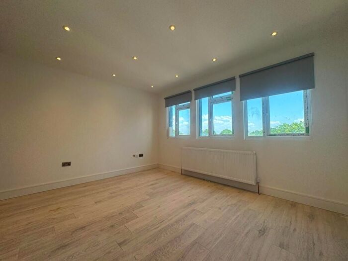 1 Bedroom Flat To Rent In Swanley Centre, Swanley, BR8