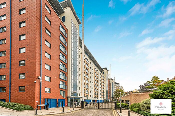 1 Bedroom Flat To Rent In Nova Building, London, E14