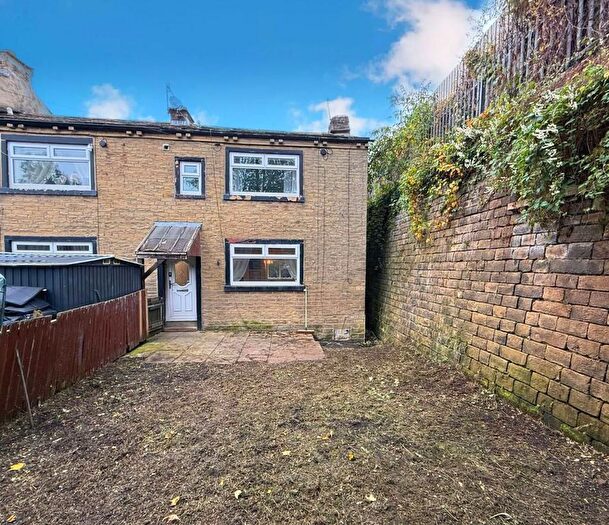 2 Bedroom Terraced House For Sale In Spindle Street, Halifax, HX2