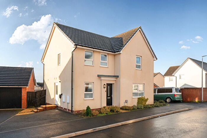 4 Bedroom Detached House For Sale In Shortlands Way, Ivybridge, PL21