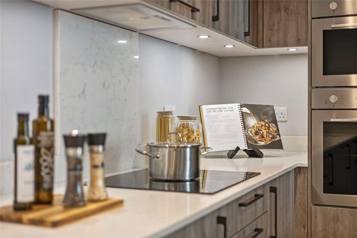 2 Bedroom Flat For Sale In Watkins House, Factory No., East Street, Bedminster, Bristol, BS3