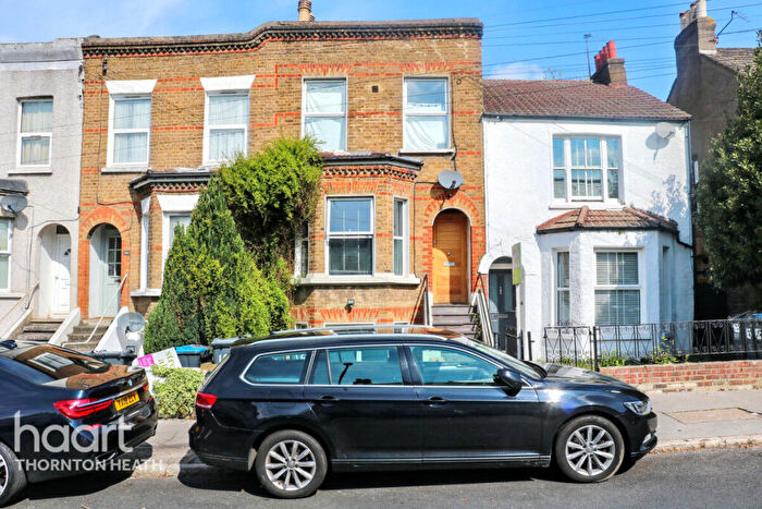 2 Bedroom Character Property For Sale In Moffat Road, Thornton Heath, CR7