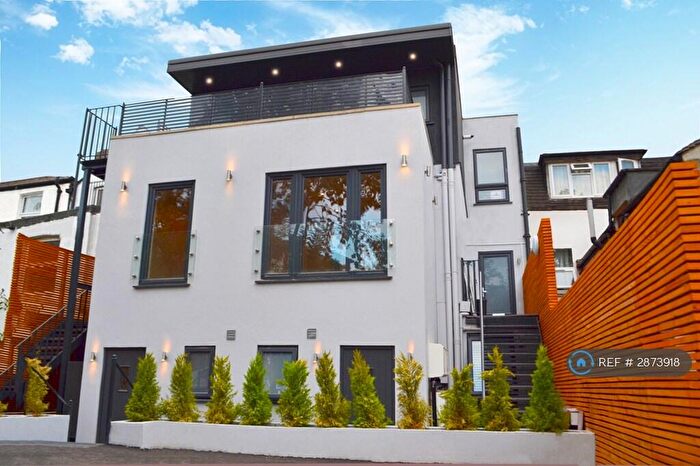 1 Bedroom Flat To Rent In High Street, Thornton Heath, CR7