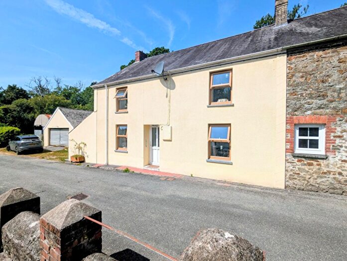 4 Bedroom Detached House For Sale In Talog, Carmarthen, Carmarthenshire., SA33