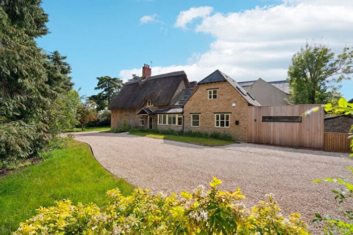 4 Bedroom Cottage For Sale In Oxford Road, Frilford, Abingdon, OX13