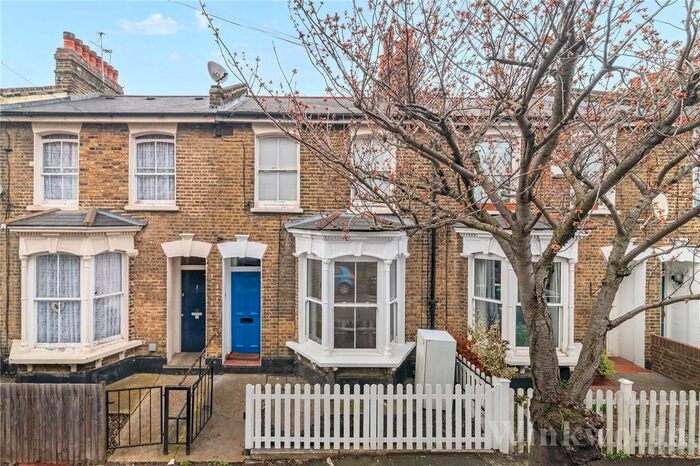 1 Bedroom Flat To Rent In Hunsdon Road, London, SE14