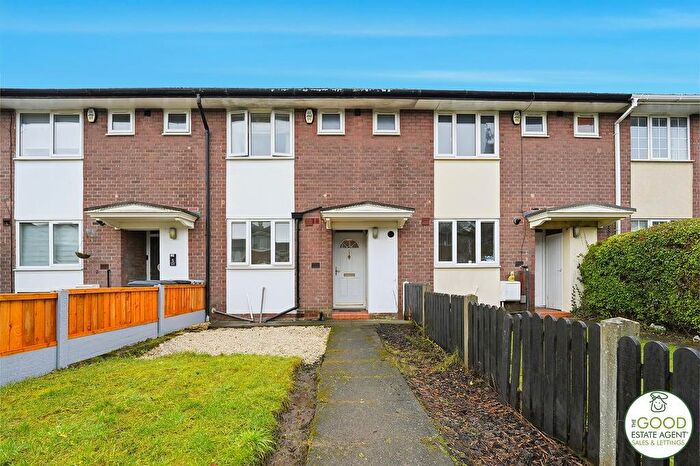 3 Bedroom Terraced House For Sale In Cranage Avenue, Handforth, SK9