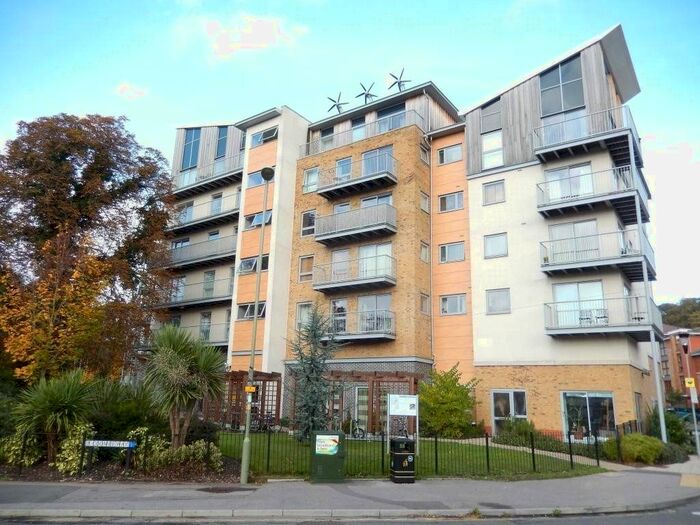 2 Bedroom Flat To Rent In Brand House, Coombe Way, GU14