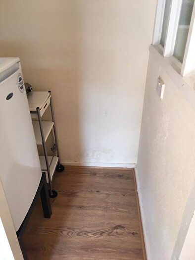 Studio To Rent In Callcott Road, London, NW6