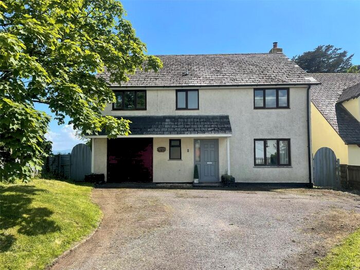 4 Bedroom Detached House For Sale In Church Road, Highampton, Beaworthy, Devon, EX21
