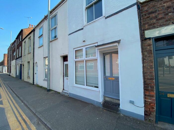 2 Bedroom Terraced House To Rent In Railway Road, King's Lynn, PE30