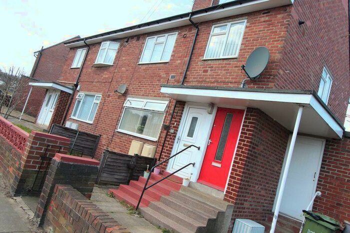 1 Bedroom Flat To Rent In Helvellyn Road, Hill View, Sunderland, SR2