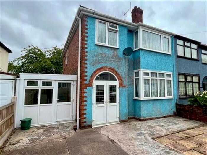 3 Bedroom Property To Rent In Welbeck Avenue, Wolverhampton, WV10