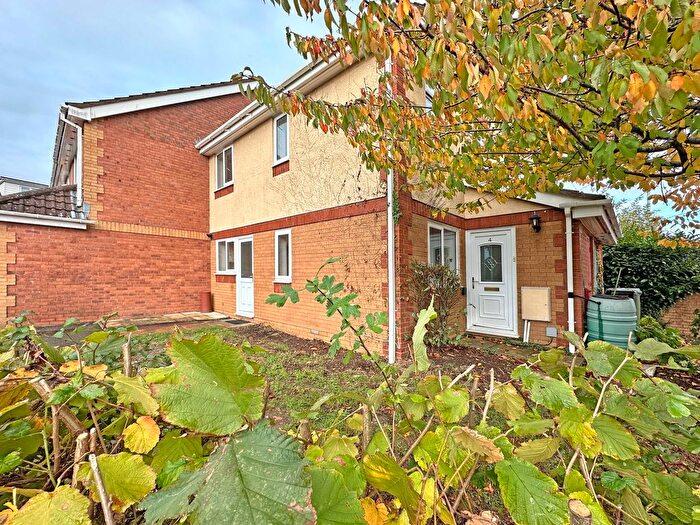 2 Bedroom End Of Terrace House For Sale In Bucknill Close, Exminster, EX6