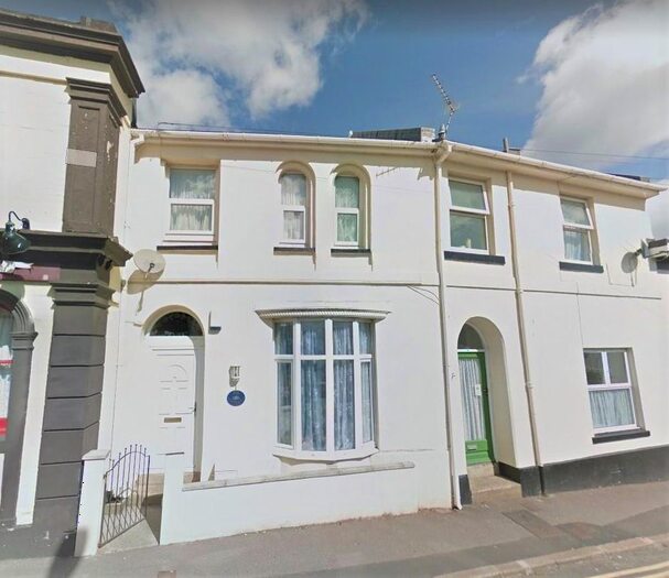 1 Bedroom Flat To Rent In Petitor Road, Torquay, Torquay, TQ1