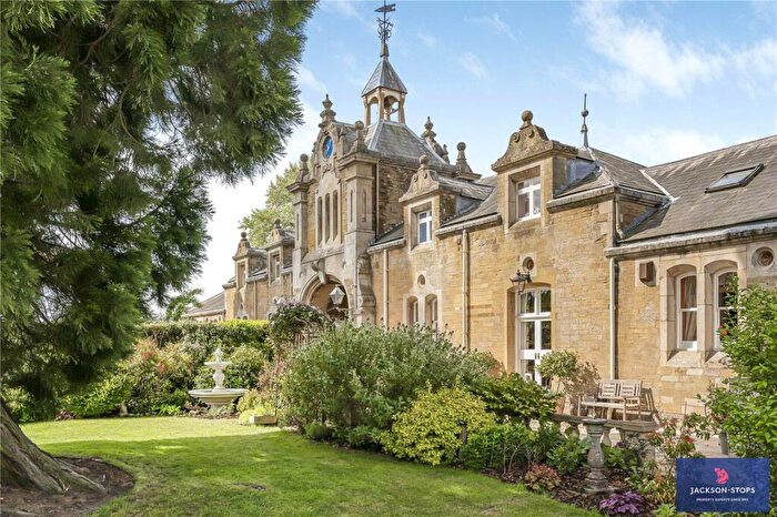 4 Bedroom House For Sale In Overstone Park, Overstone, Northampton, Northamptonshire, NN6