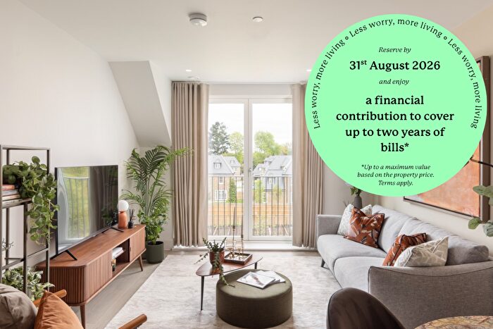1 Bedroom Retirement Property For Sale In Hobbs Close, West Byfleet, KT14