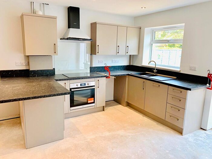 3 Bedroom Semi Detached House To Rent In Grantham Road, Bracebridge Heath, Lincoln, LN4