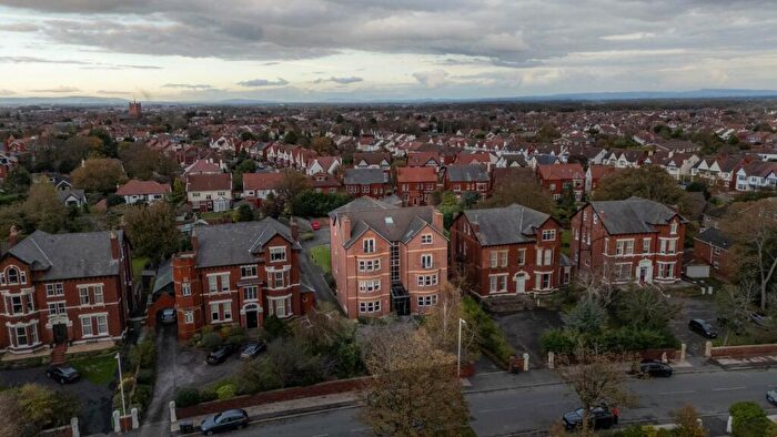 2 Bedroom Apartment To Rent In Park Avenue, Southport, PR9