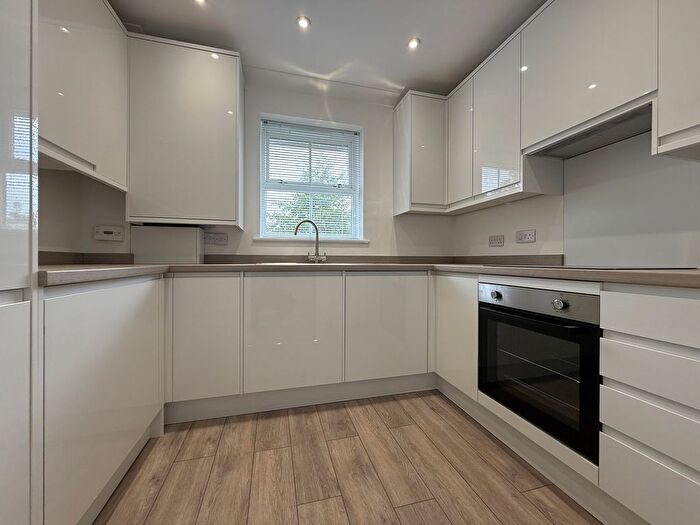 2 Bedroom Flat To Rent In Abbotsmead Place, Reading, RG4