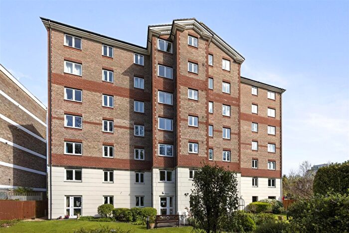 2 Bedroom Flat For Sale In London Road, Patcham, Brighton, BN1