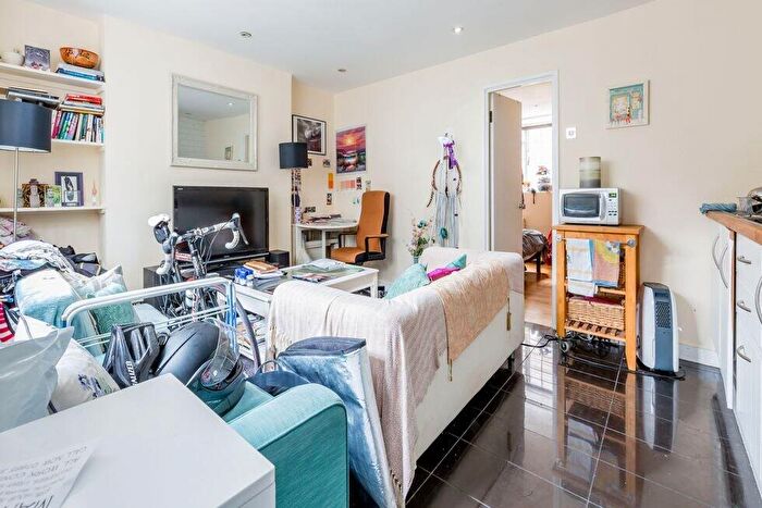 1 Bedroom Flat To Rent In Theberton Street, Angel, N1