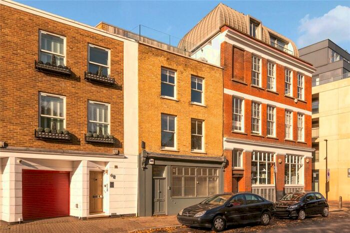 3 Bedroom Terraced House To Rent In Central Street, Clerkenwell, EC1V