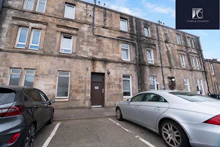 2 Bedroom Flat For Sale In Eastside, Kirkintilloch, G66