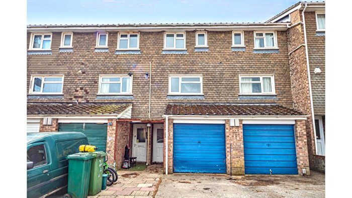 3 Bedroom Terraced House For Sale In Tubbs Close, Grove, Wantage, Oxfordshire, OX12