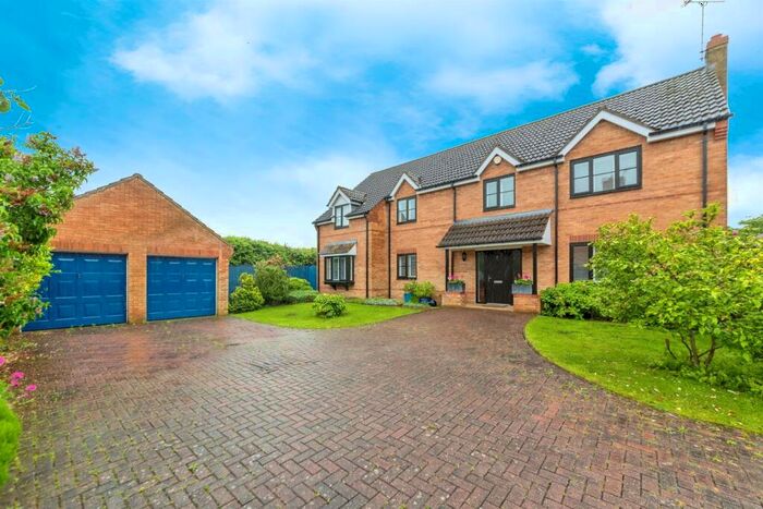 4 Bedroom Detached House For Sale In Pethley Lane, Pointon, Sleaford, NG34