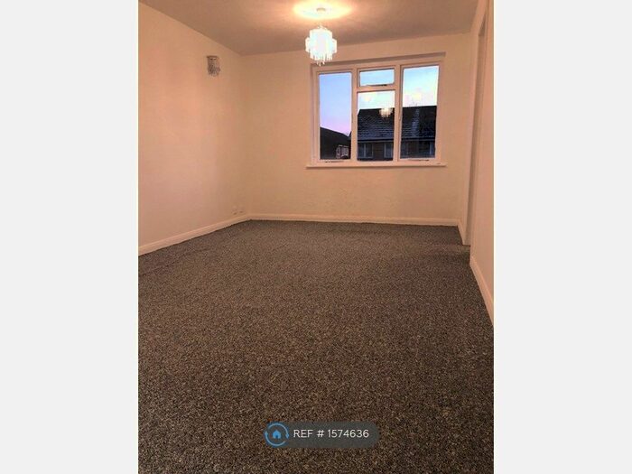 1 Bedroom Flat To Rent In Junction Road, South Croydon, CR2