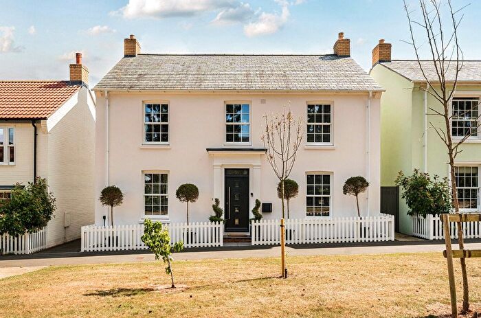 4 Bedroom Detached House For Sale In Elm Walk, Wellington, Somerset, TA21