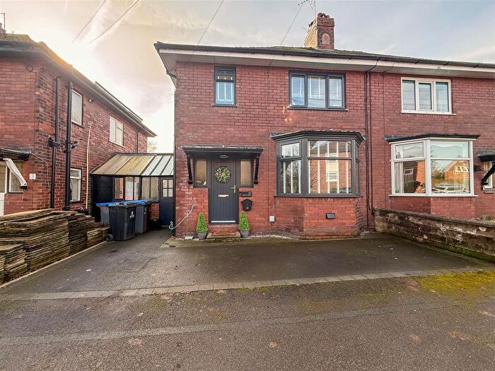 3 Bedroom Semi Detached House For Sale In Nab Hill Avenue, Leek, ST13