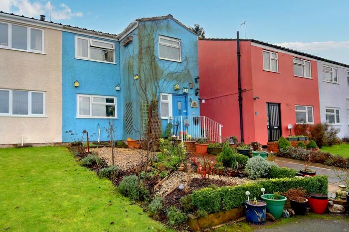 3 Bedroom Semi-Detached House For Sale In Westmarsh Lane, Oldbury-On-Severn, Bristol, BS35