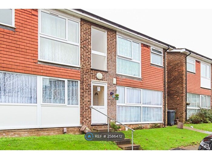 1 Bedroom Flat To Rent In Virgil Drive, Broxbourne, EN10