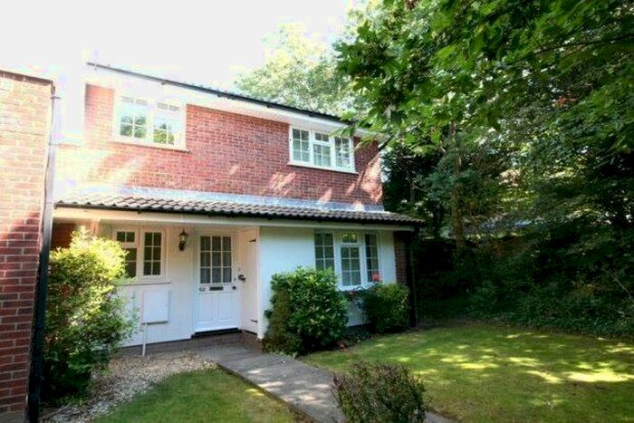 2 Bedroom Property To Rent In Bradley Stoke, Bristol, BS32