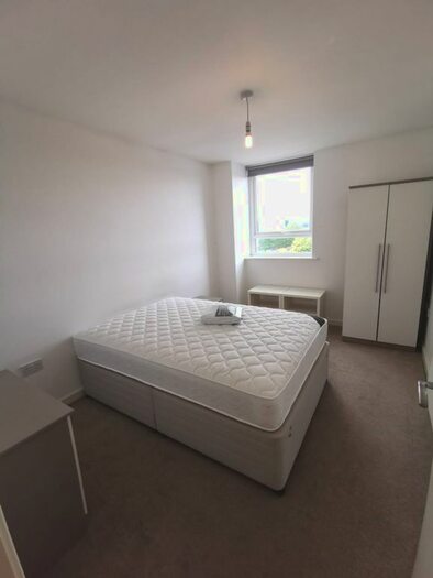 1 Bedroom Flat To Rent In Bed Apartment &# Grove House, Trafford, Manchester, M16