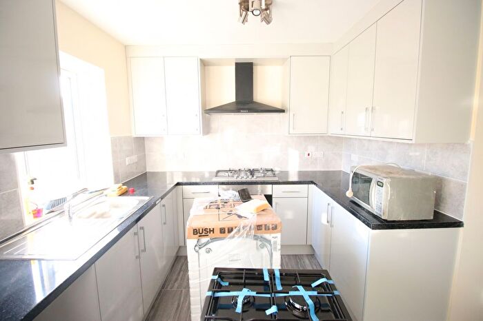 6 Bedroom Terraced House To Rent In Staines Road, Feltham, Greater London, TW14