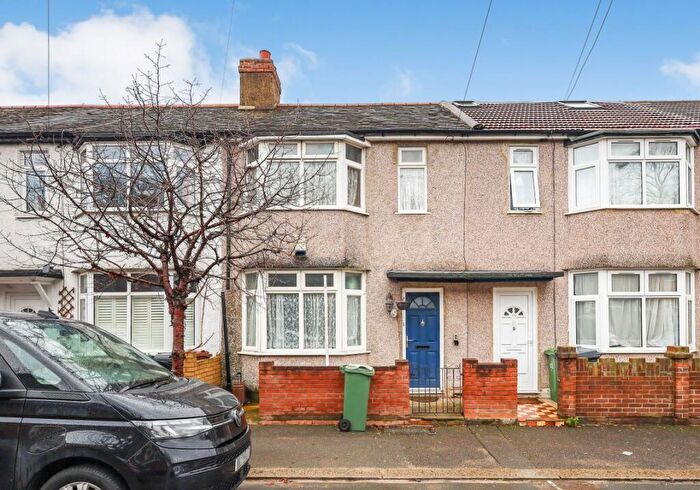 3 Bedroom Terraced House For Sale In Parkstone Road, Walthamstow, London, E17