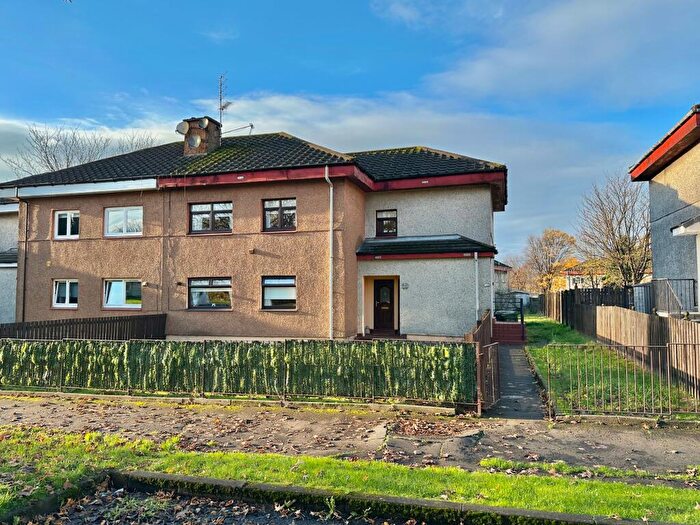 3 Bedroom Flat For Sale In Prosen Street, Tollcross, Glasgow, G32